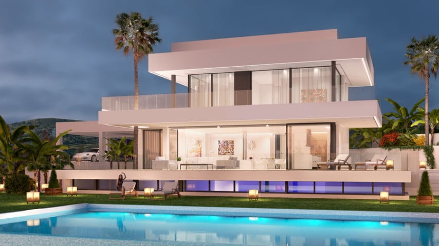 Luxury Amapura Villa, Located Along the Golden Mile, Near Marbella